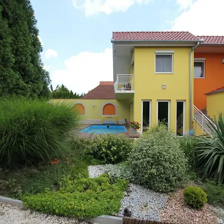 Maison d'hôtes Mózer Wellness Alsópáhok